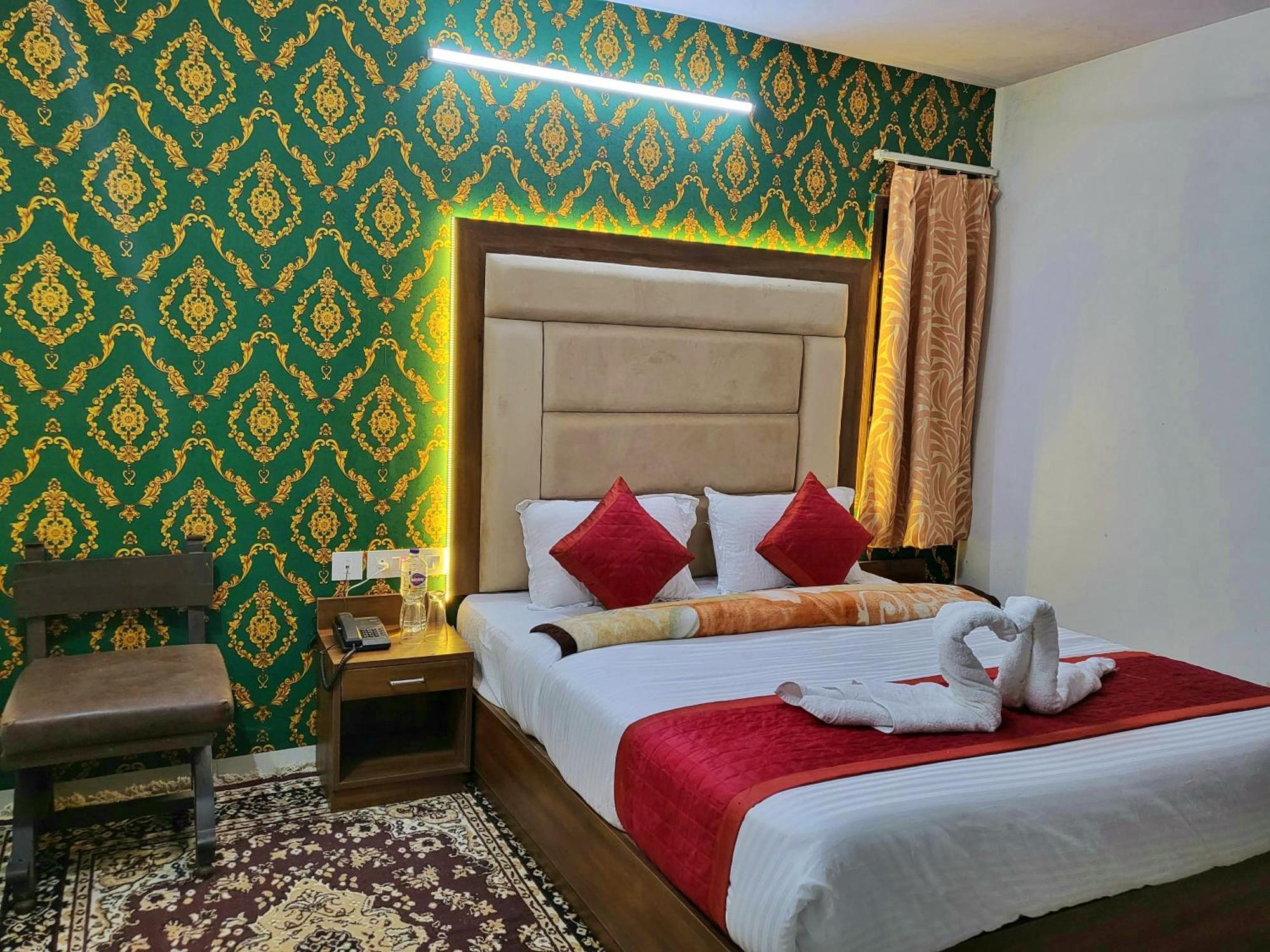 Bay Leaf By Live Inn Shimla Exterior photo